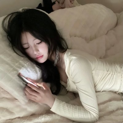 芒果和红色轮椅